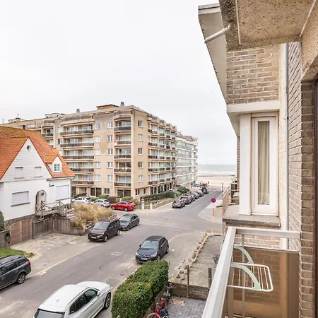 Wallace Tweede Синт-Идесбалд